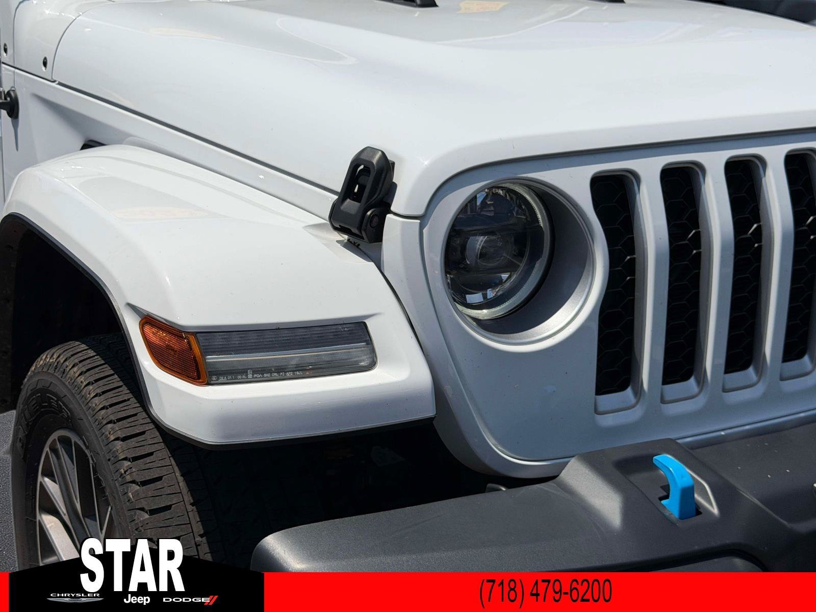Used 2023 Bright White Clearcoat Jeep Sahara image 10