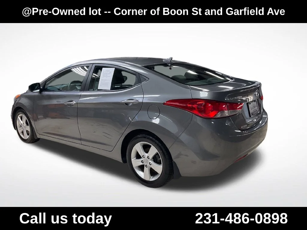 Used 2013 Gray Hyundai GLS image 4
