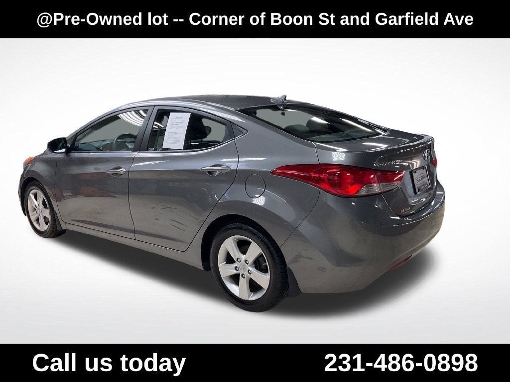 Used 2013 Gray Hyundai GLS image 4