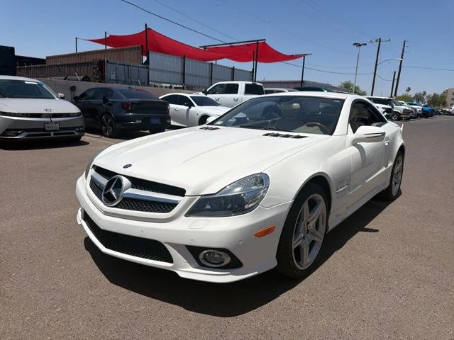 Used 2009  Mercedes-Benz SL 550 image 4