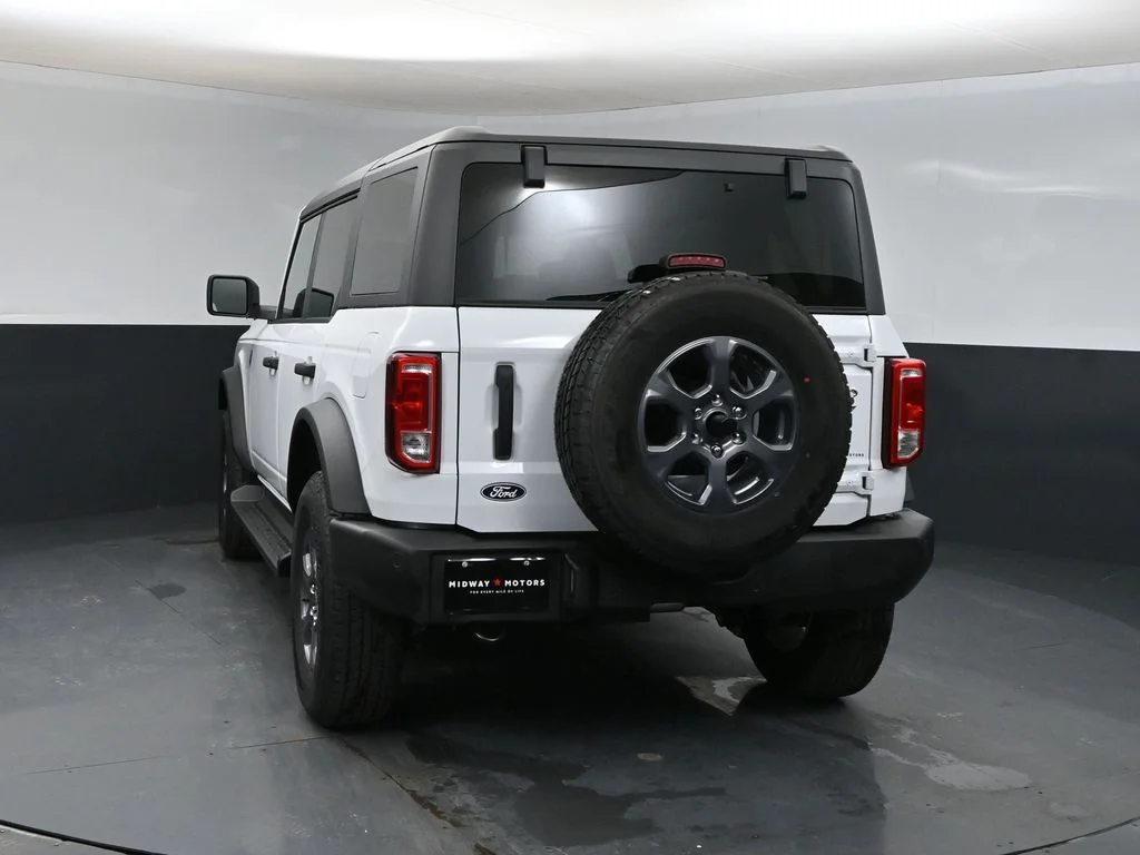 New 2026 White Ford Big Bend image 3