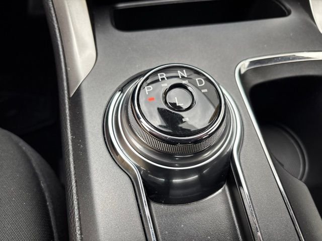 Used 2020 Black Ford SE image 28