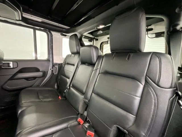 2019 Jeep Wrangler Unlimited Sahara Altitude - Photo 7