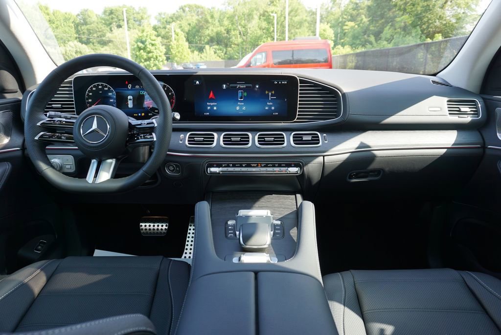 New 2026 MANUFAKTUR Alpine Grey Mercedes-Benz GLS 450 image 93