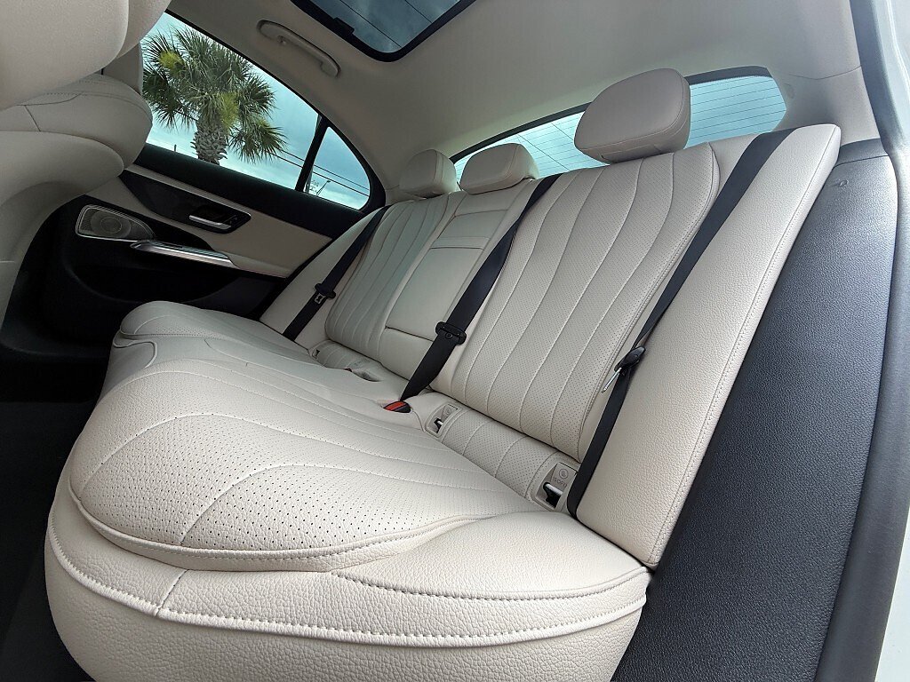 Used 2024 Polar White Mercedes-Benz E 350 4MATIC® image 12