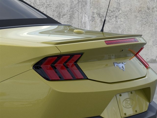 2025 Ford Mustang EcoBoost Premium Convertible - Photo 22