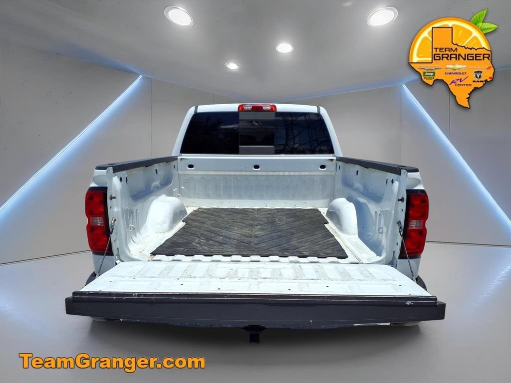 Used 2015 SUMMIT WHITE Chevrolet LTZ image 9