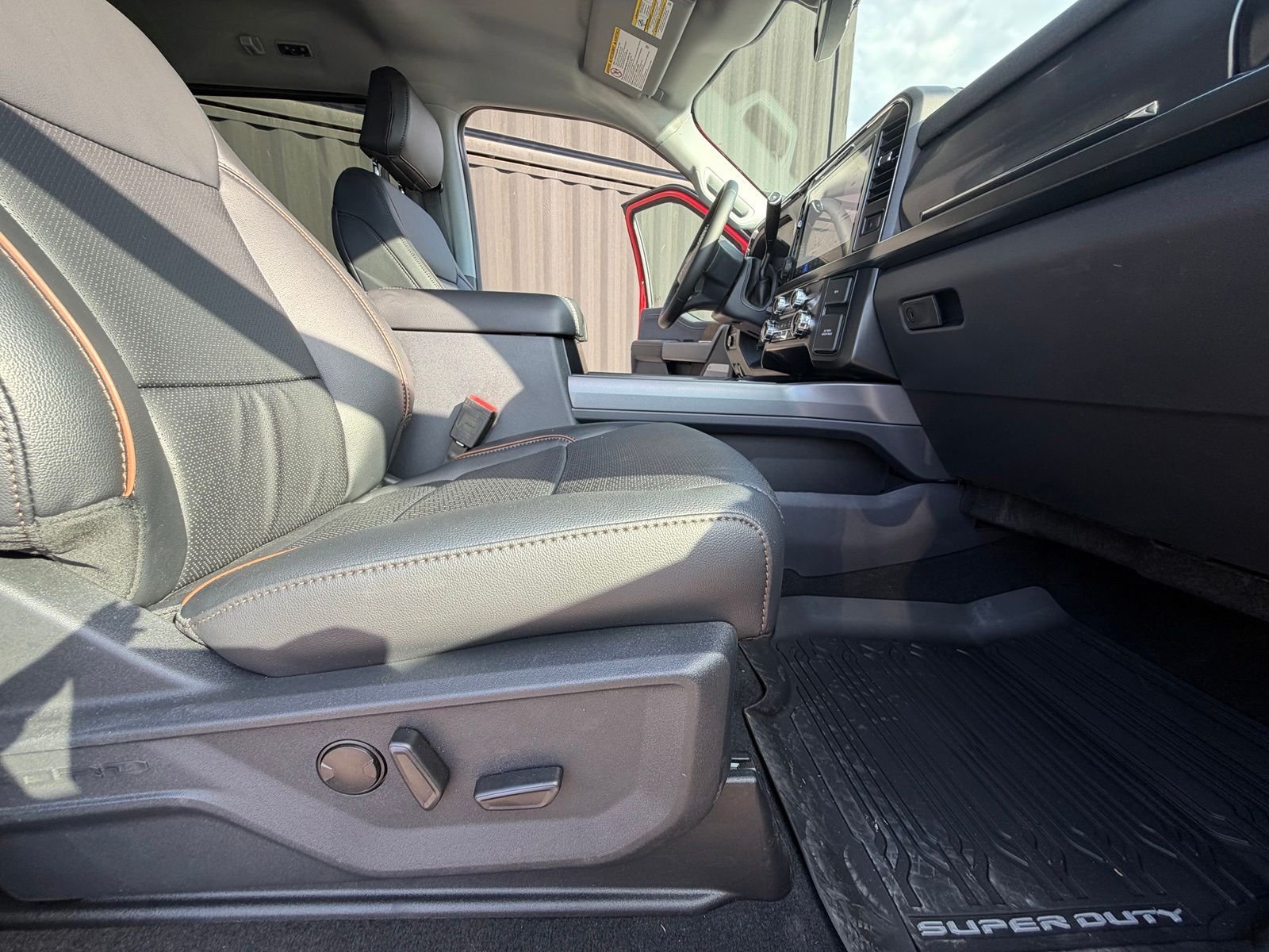 New 2026 Race Red Ford F-350® Lariat® image 31