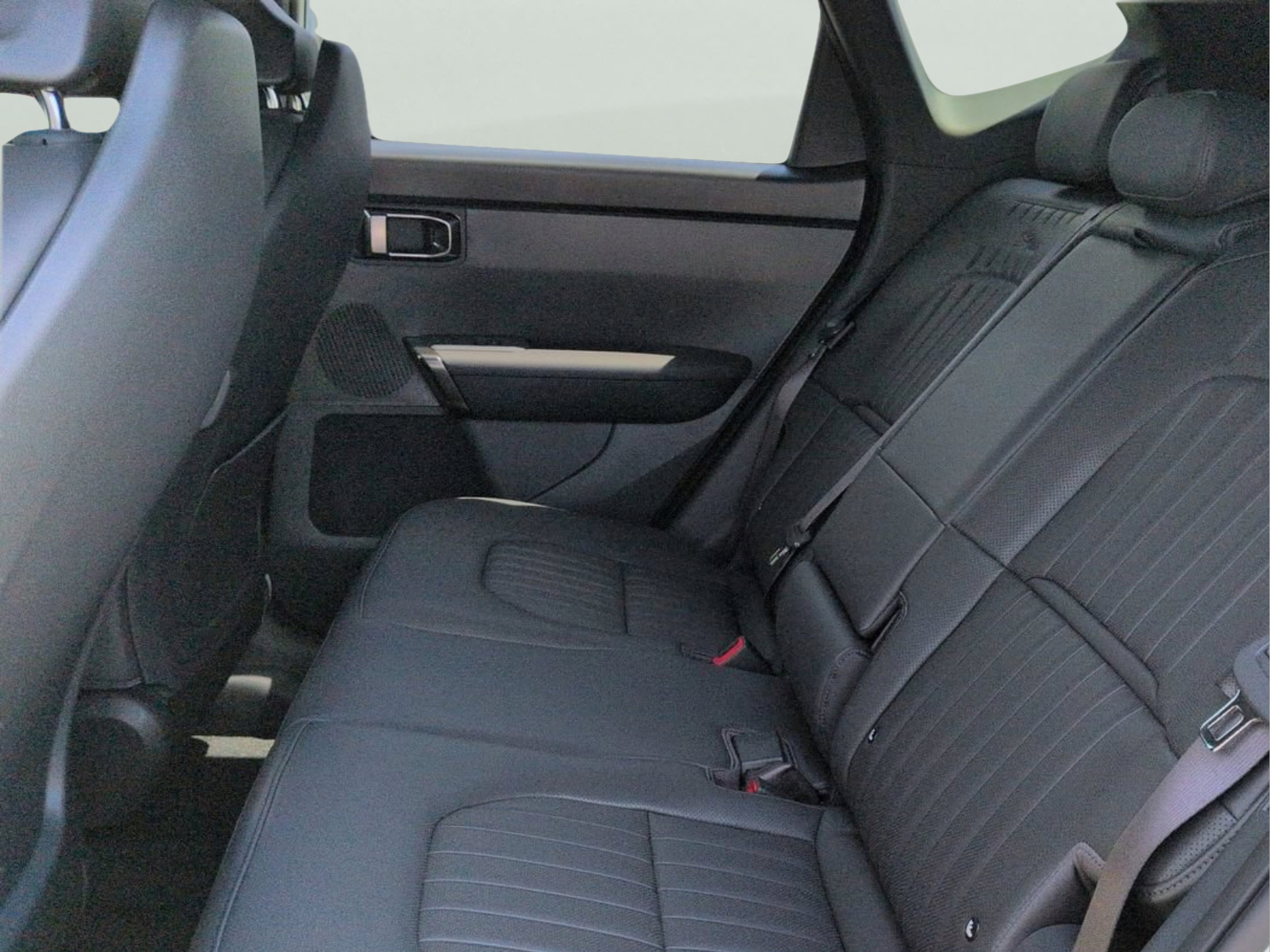 New 2027 Iceberg Green Kia X-Line S image 16