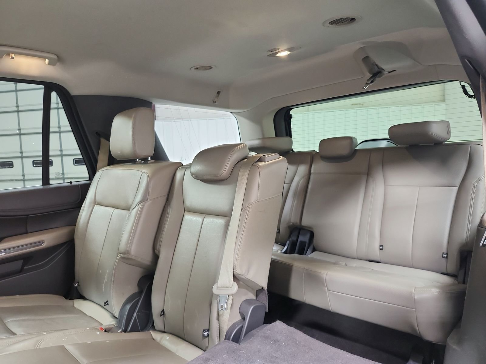 Used 2018 White Ford XLT image 12