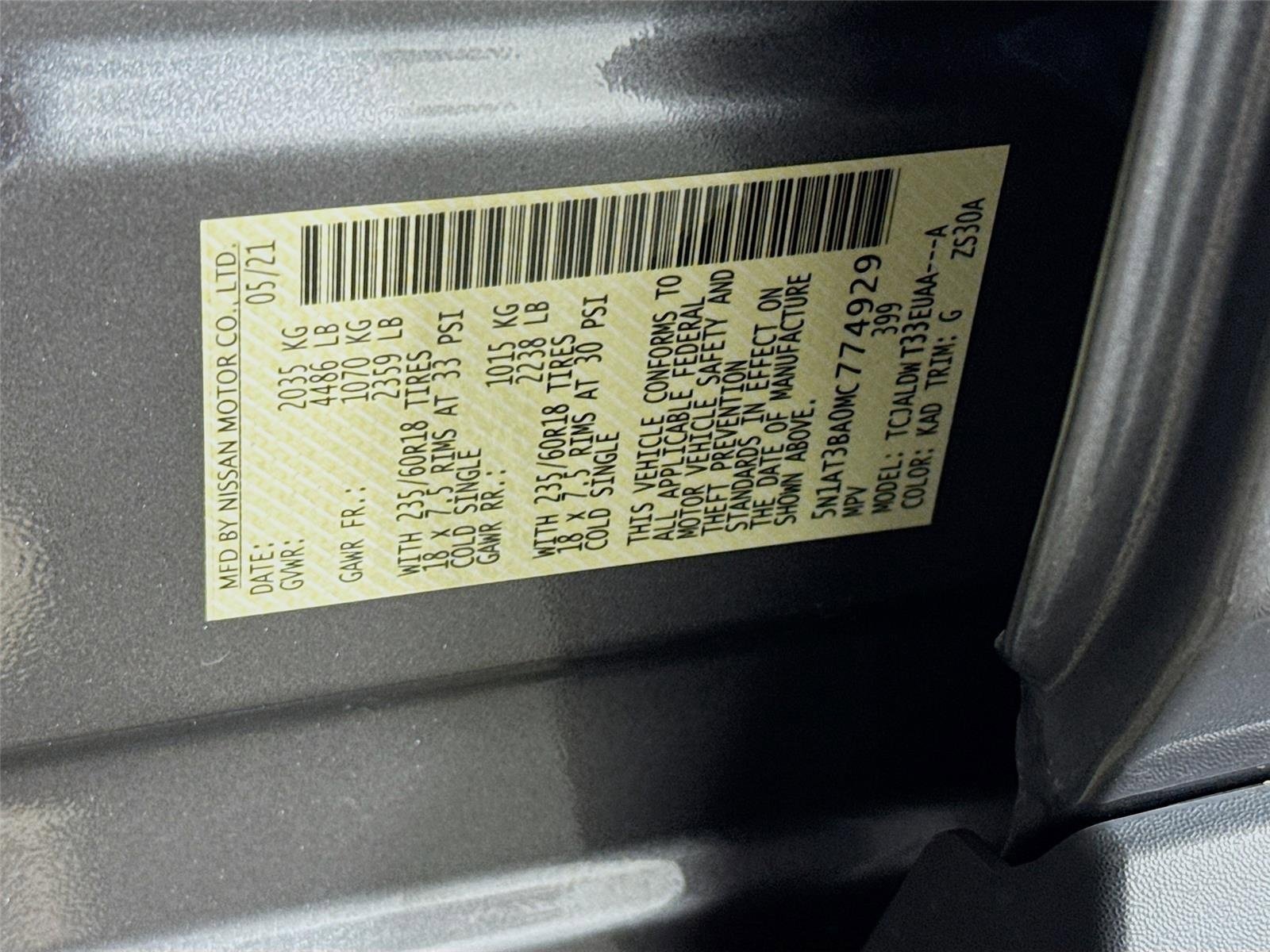 Used 2021 Gun Metallic Nissan SV image 32
