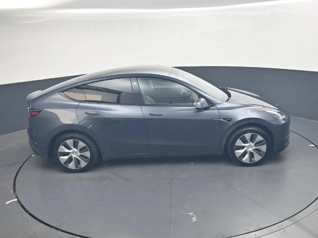 Used 2021 Midnight Silver Metallic Tesla Long Range image 20