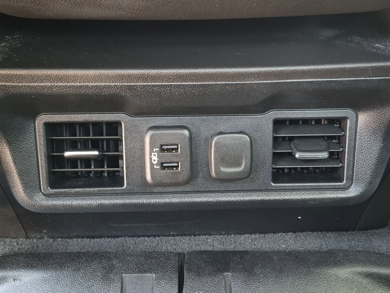 Used 2020 SUMMIT WHITE Chevrolet LTZ image 20