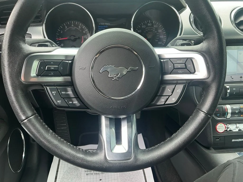 Used 2017 White Ford GT Premium image 43