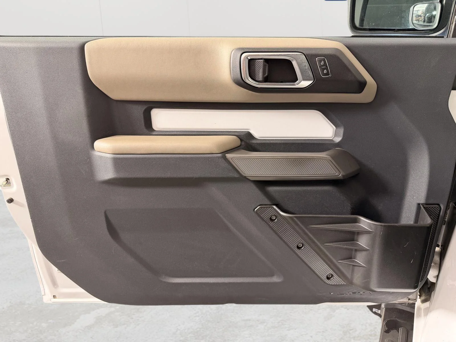 Used 2023 Oxford White Ford Wildtrak Advanced image 14