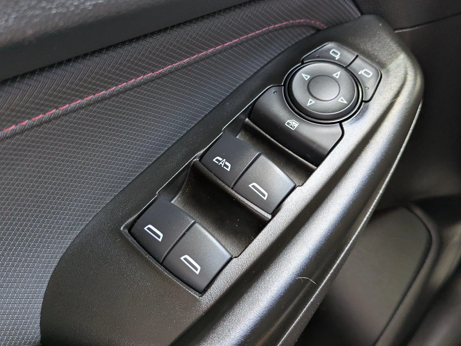 Used 2023 Summit White Chevrolet RS image 23