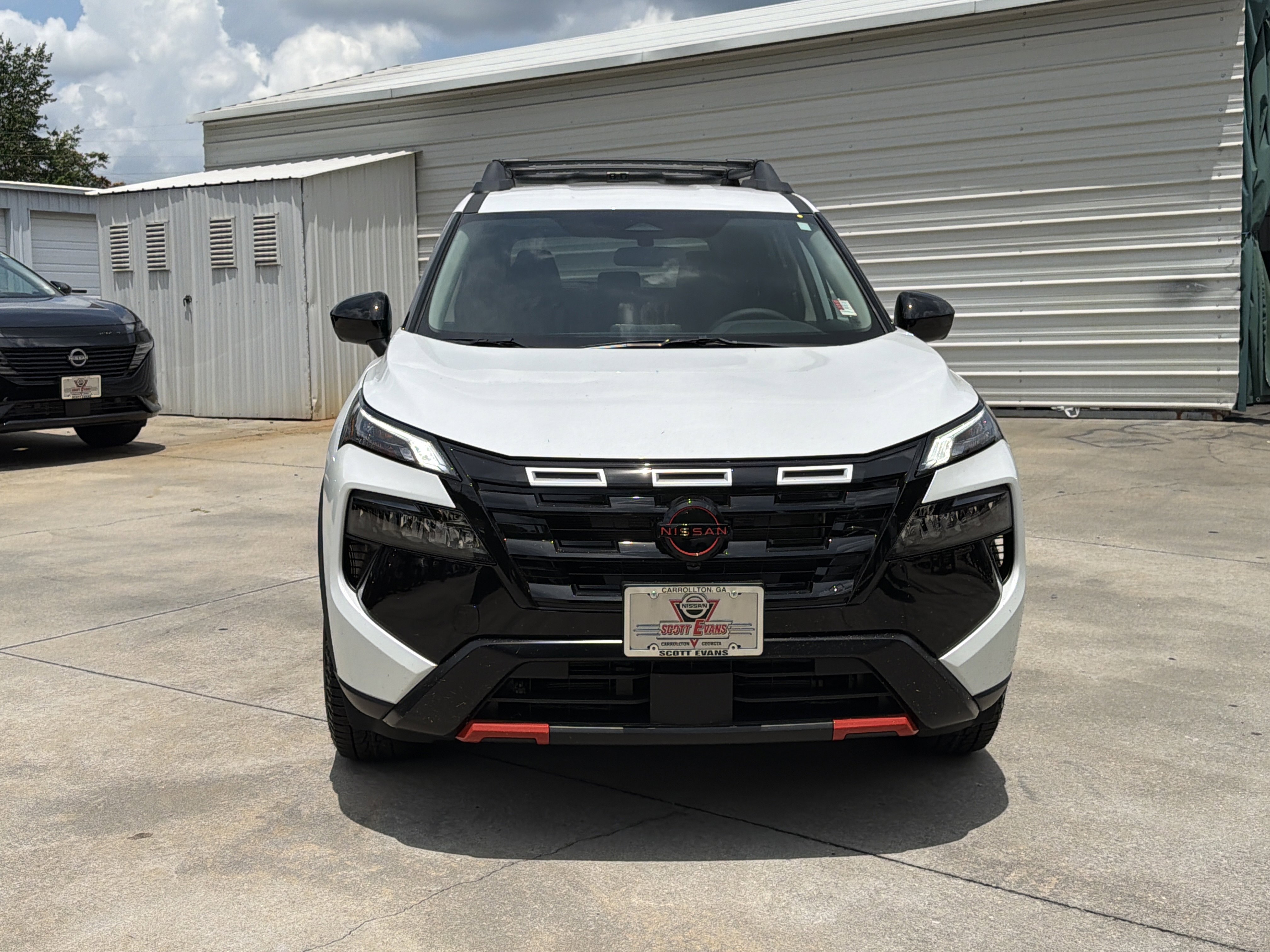 New 2026 Everest White Pearl Tricoat Nissan Rock Creek image 3