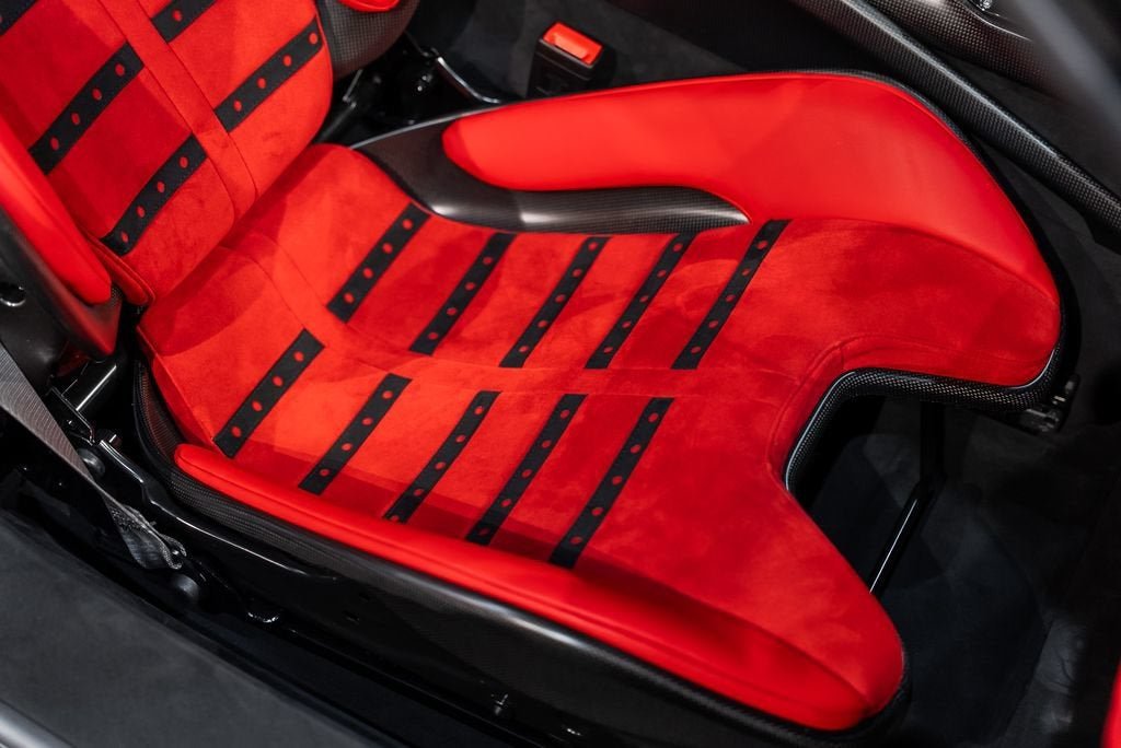 Certified Used 2022 Verde Pino 18 Ferrari Base image 45