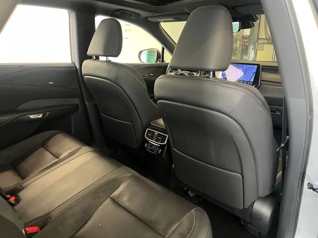 Certified Used 2025 Iridium Lexus 450h+ Luxury image 51