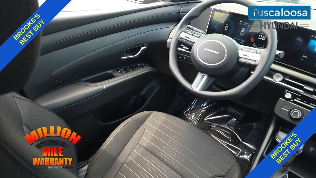 Certified Used 2025 Green Hyundai SE image 27