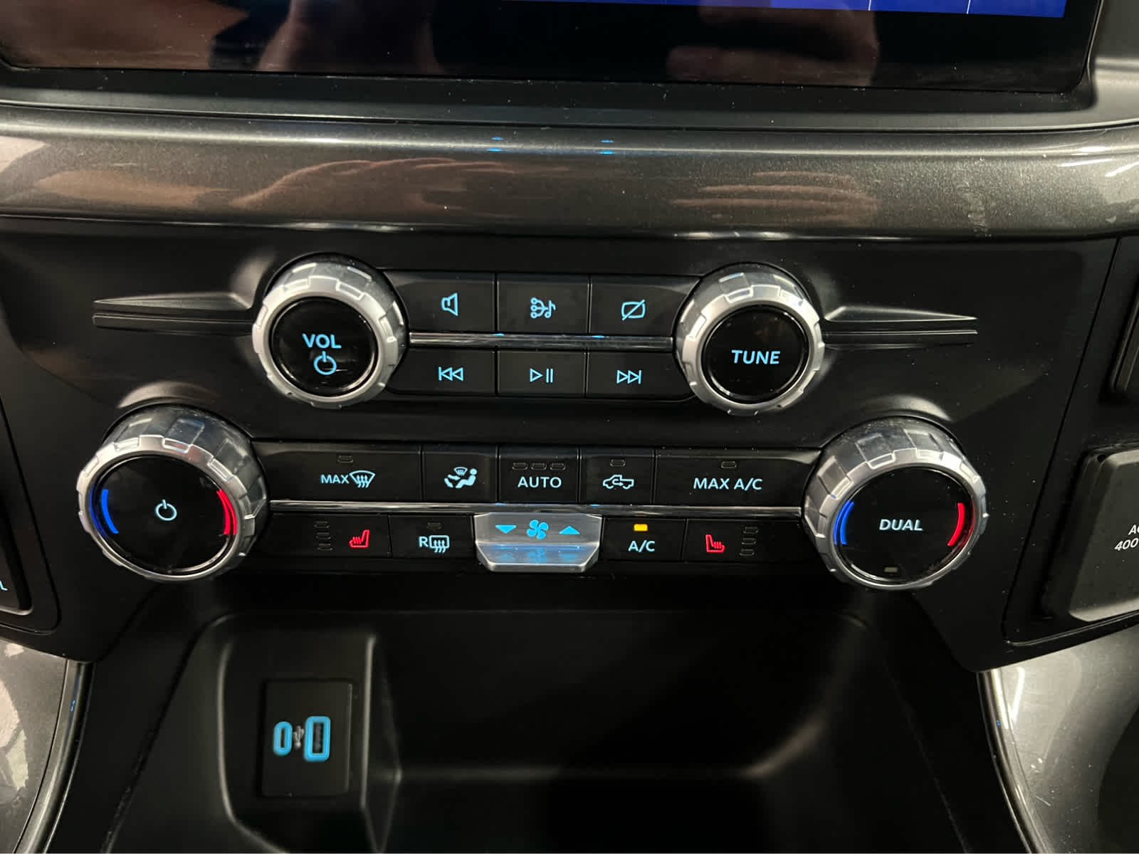 Used 2023 Antimatter Blue Ford Tremor image 31