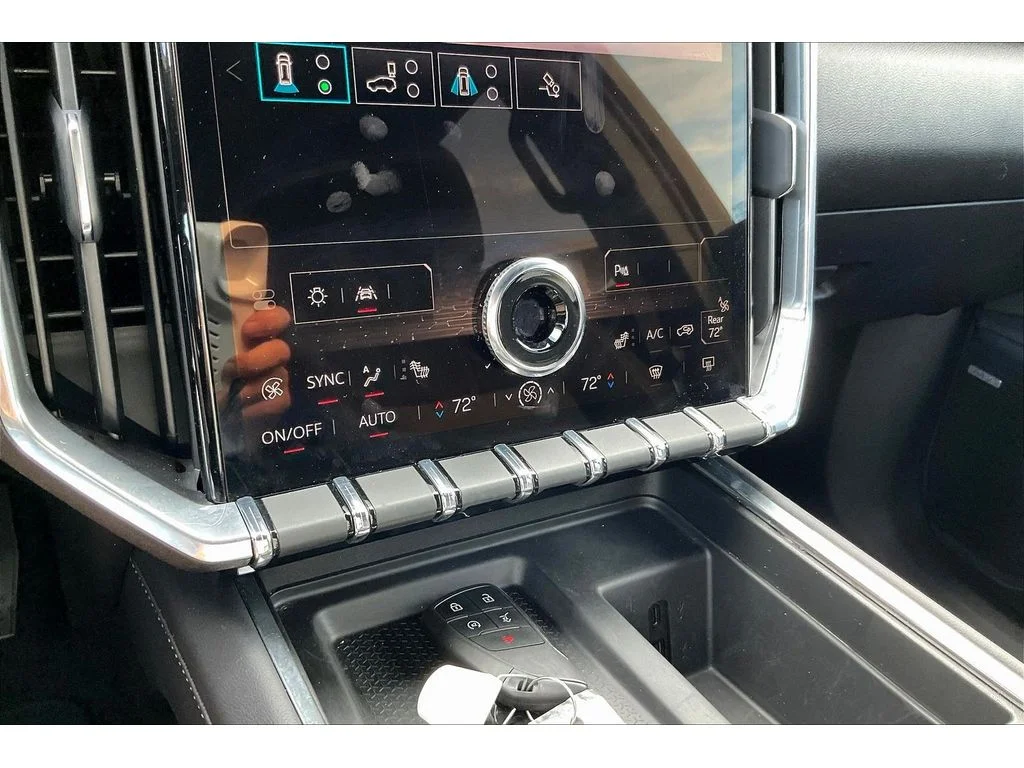 2025 GMC Acadia Elevation - Photo 23