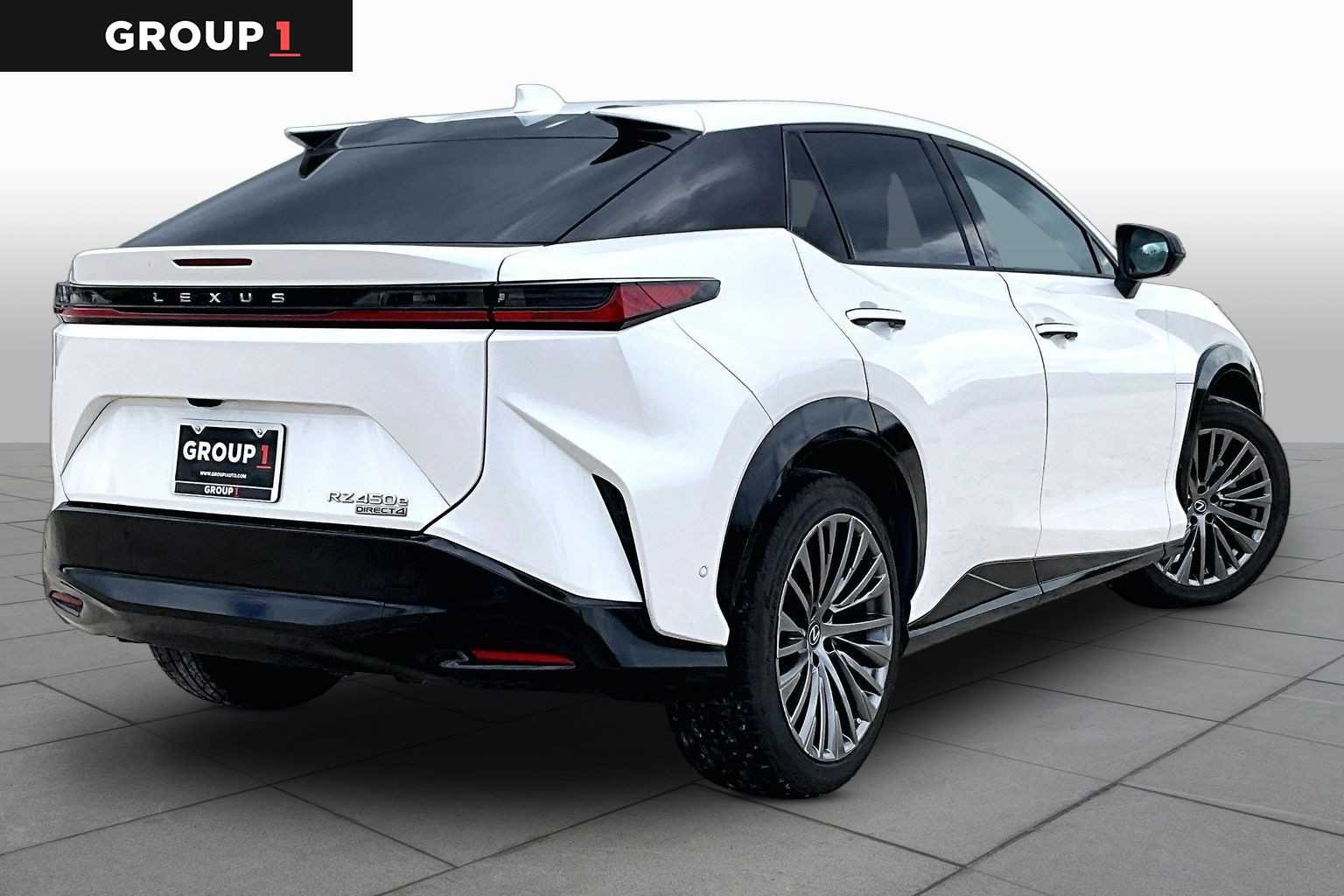 Certified Used 2023 Eminent White Pearl Lexus Luxury image 10