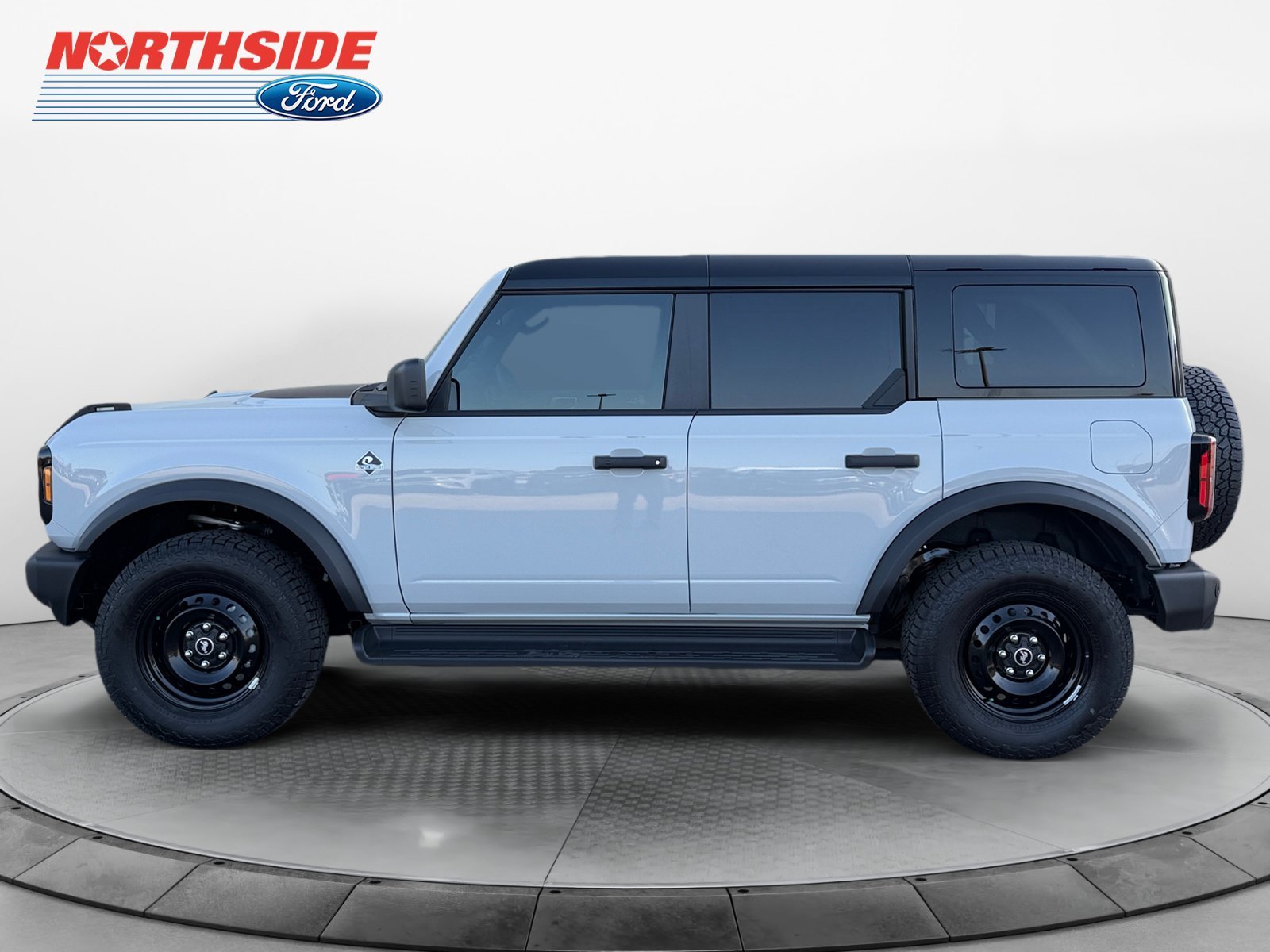 New 2026 Avalanche Gray Ford Outer Banks image 4