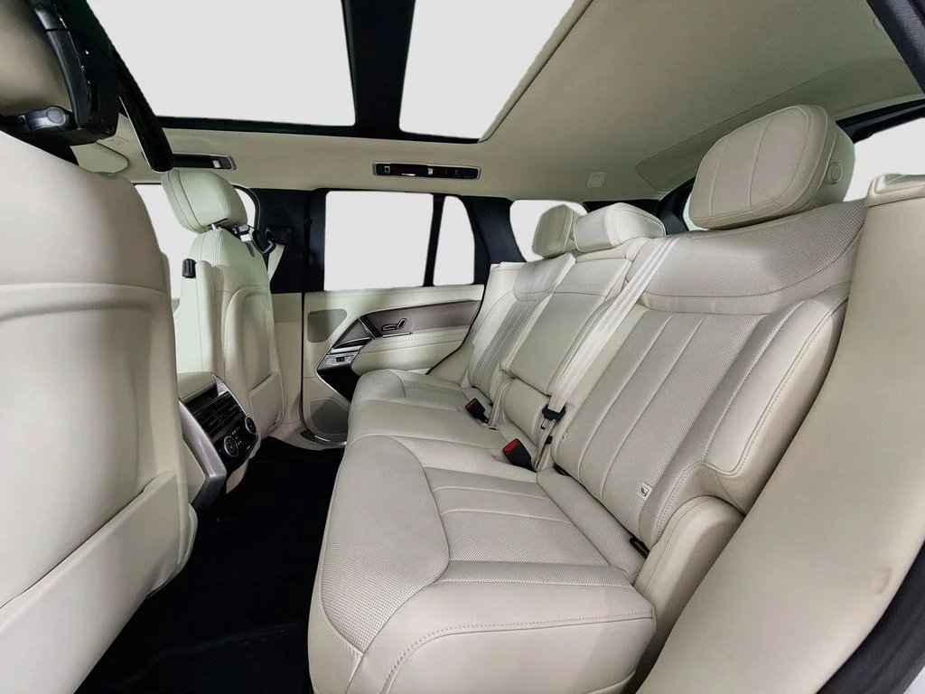 New 2026 Fuji White Land Rover SE image 26