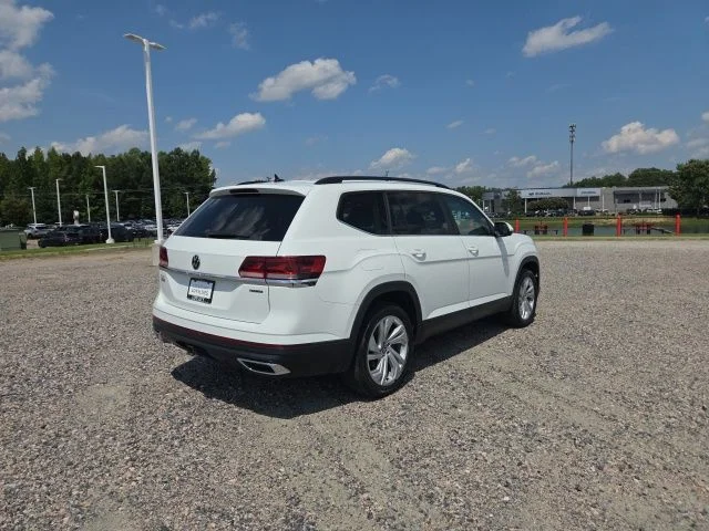 Used 2023 White Volkswagen 3.6L V6 SE w/Technology image 5
