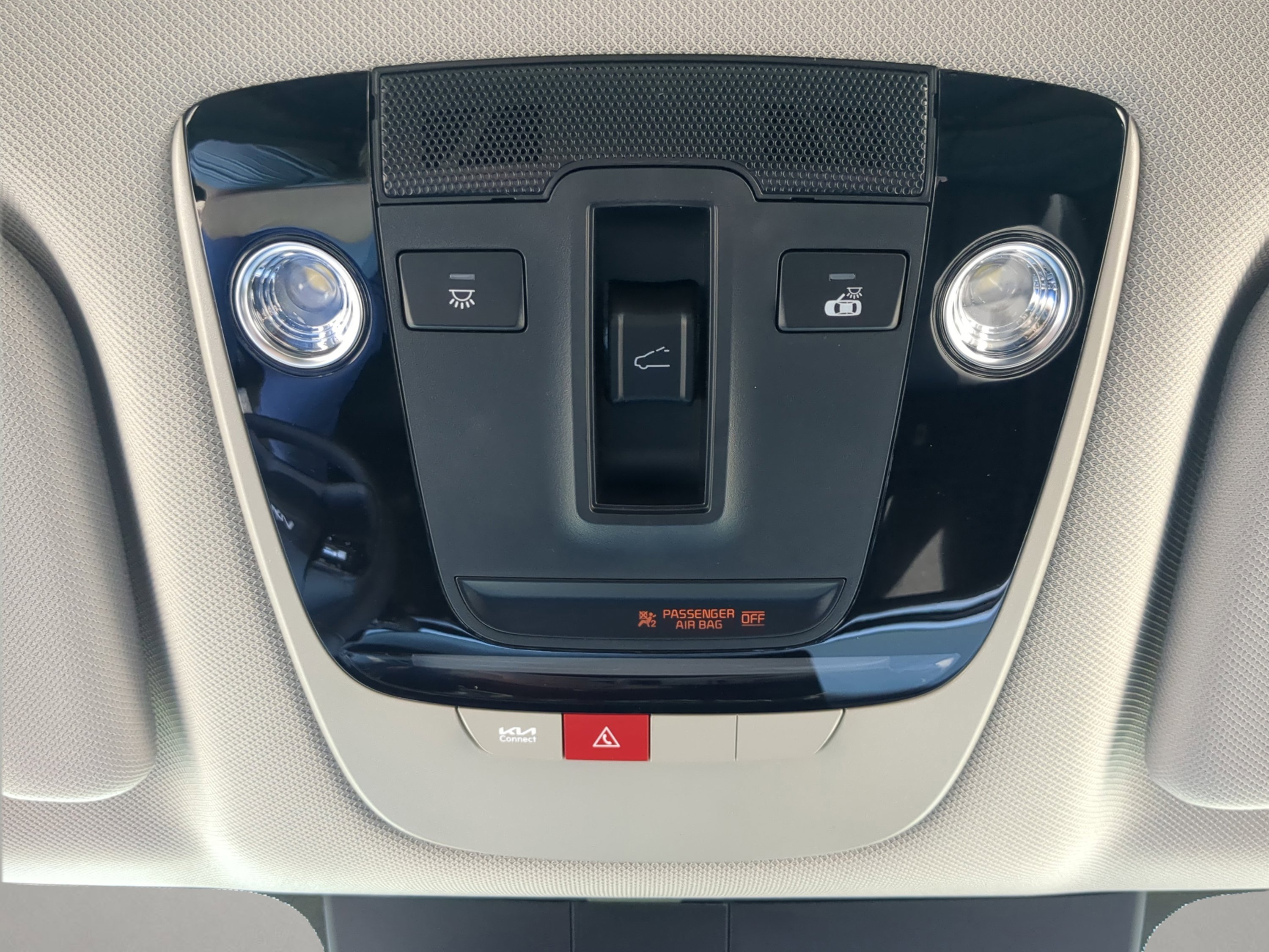 New 2026 Wolf Gray Kia S image 5