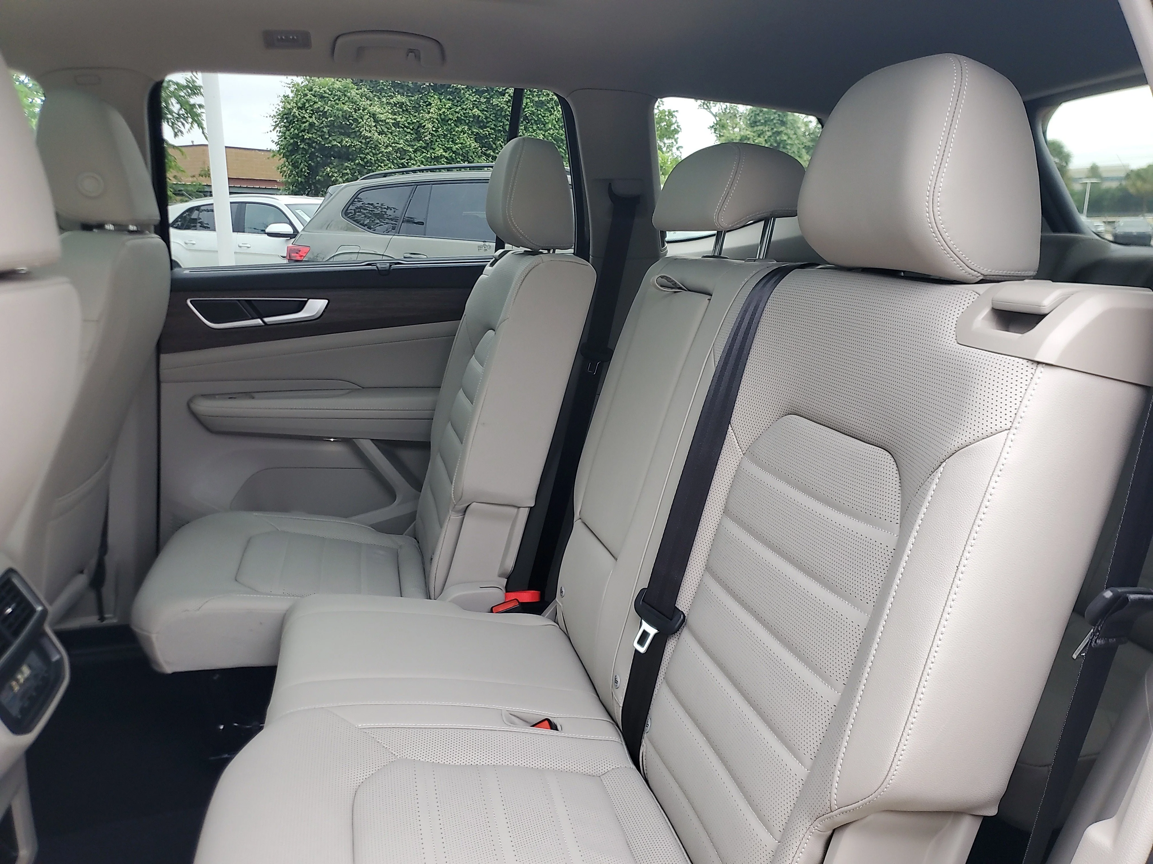 New 2026 Black Volkswagen 2.0T SEL image 12