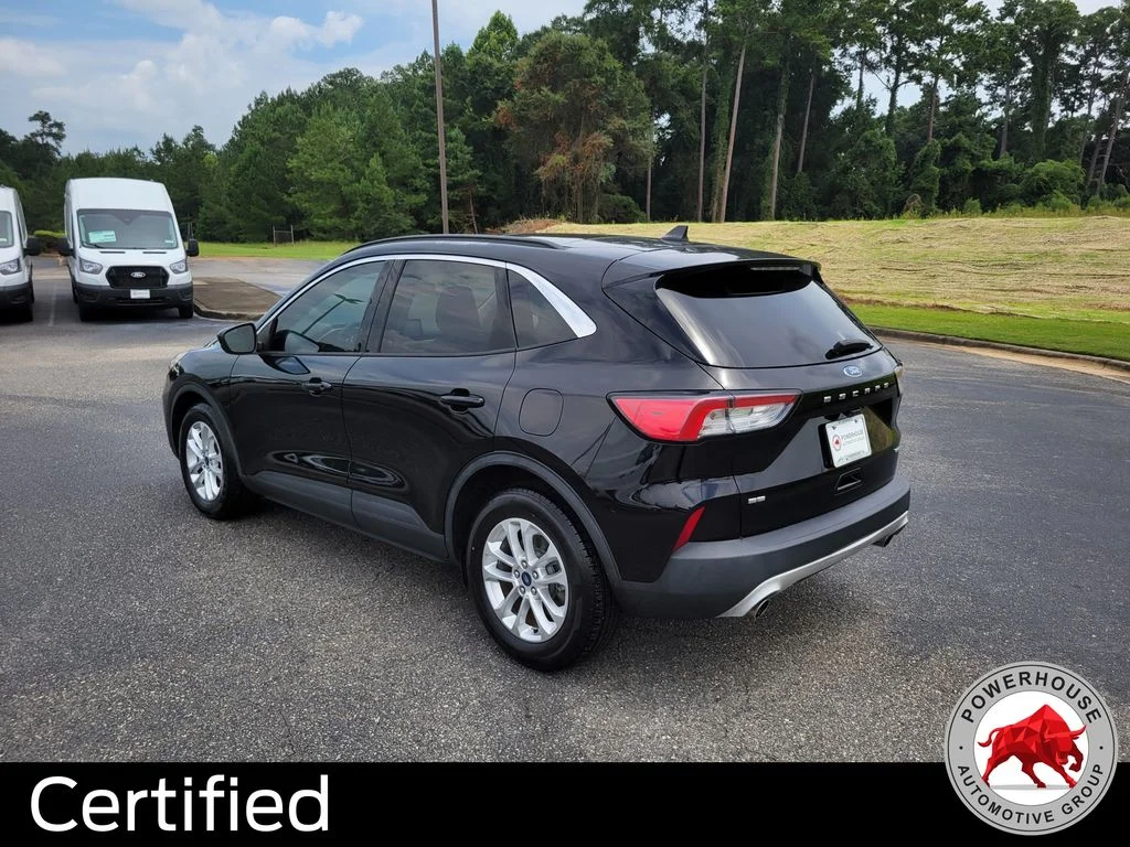 Used 2020 Black Ford SE image 3