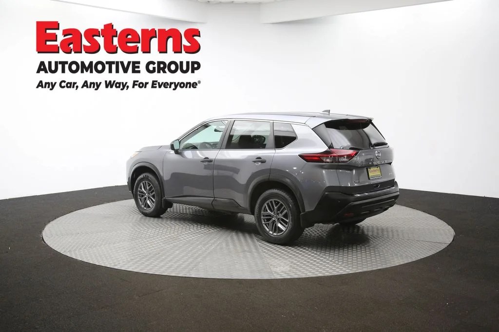 Used 2021 Gray Nissan S image 64