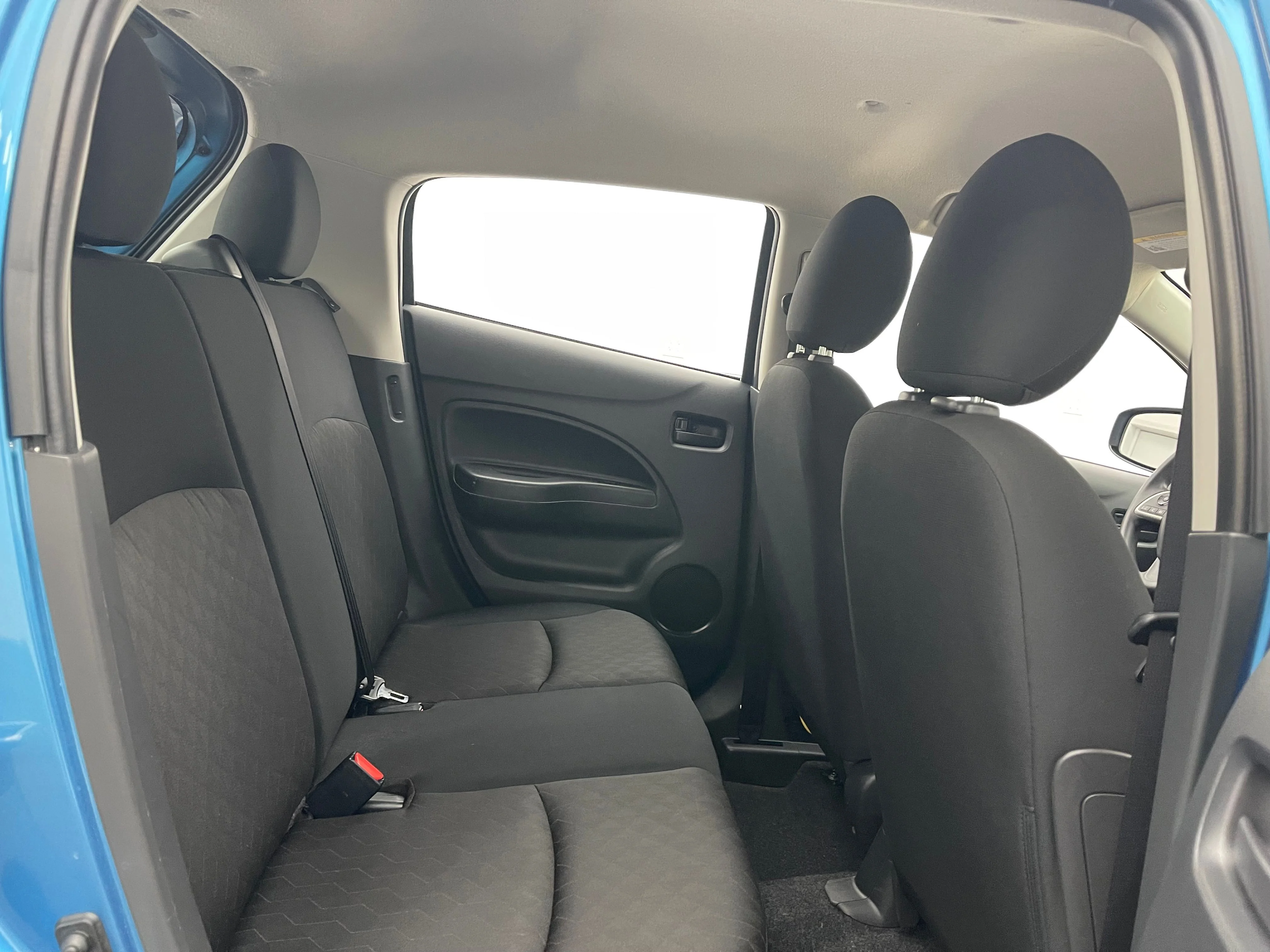 Used 2024 Blue Mitsubishi ES image 29