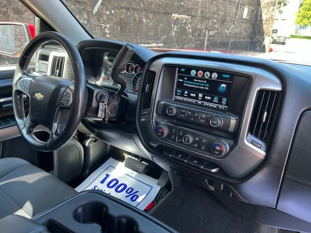 Used 2017 Red Chevrolet LT image 23
