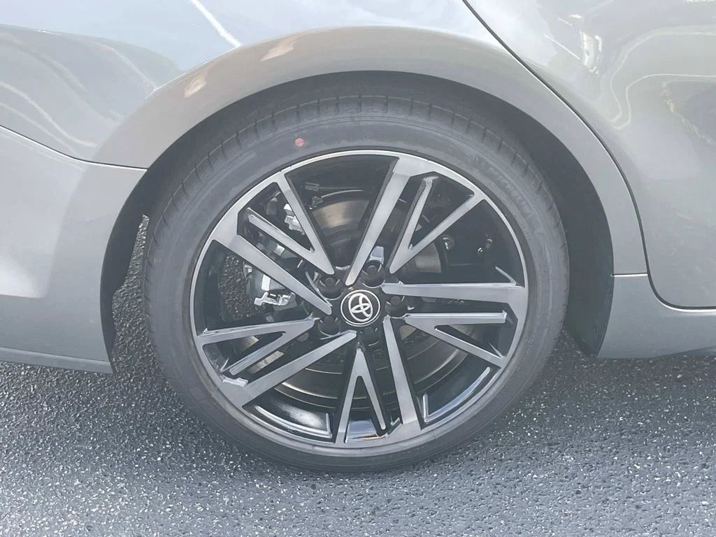 New 2026 Heavy Metal with Midnight Black Metallic roof Toyota XSE image 10