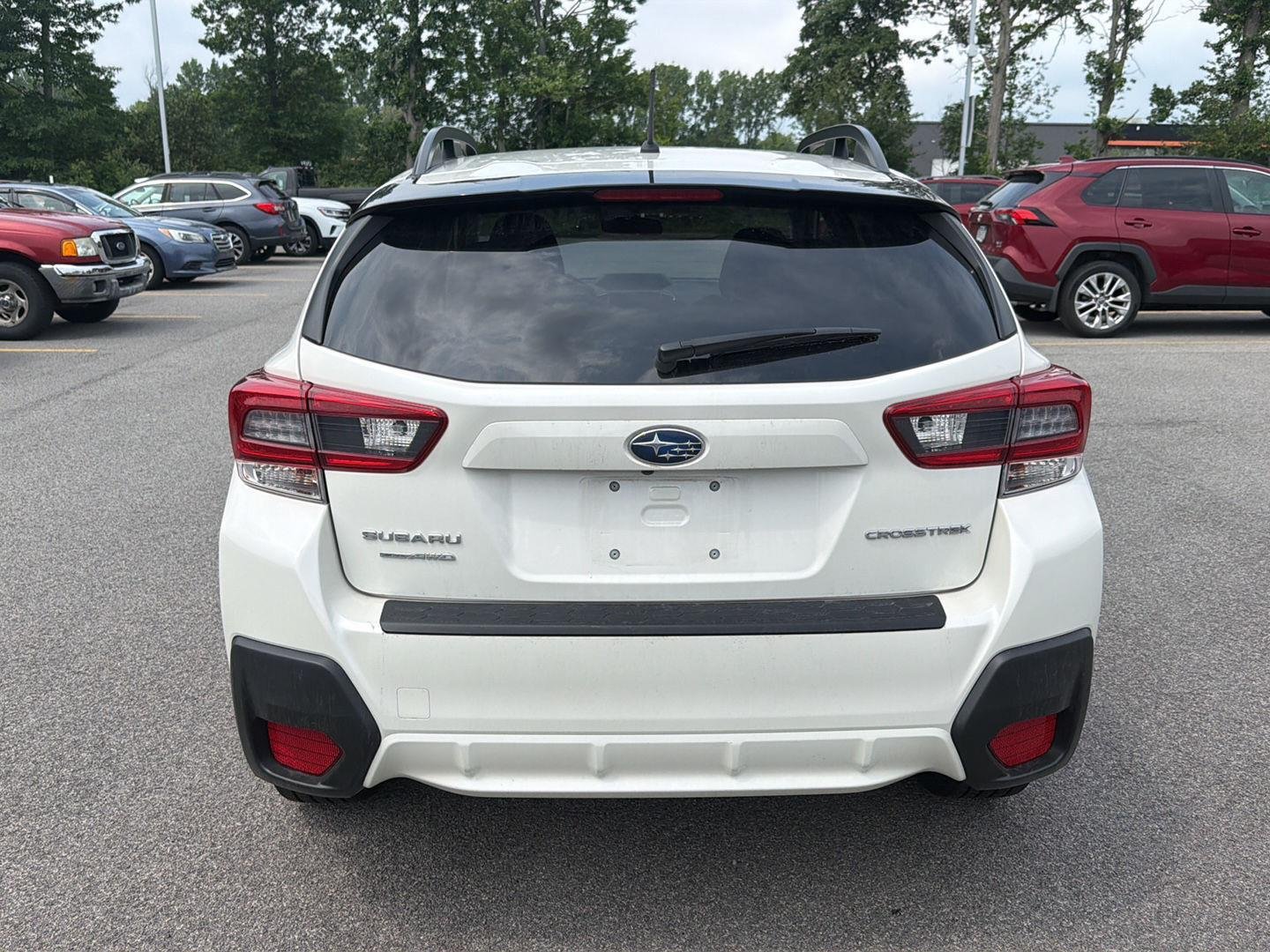 Used 2020 Crystal White Pearl Subaru Base image 5