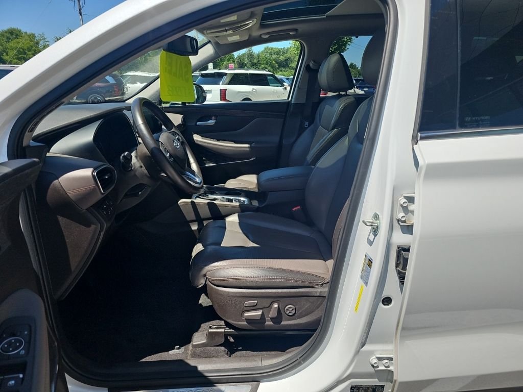 2020 Hyundai Santa Fe Limited - Photo 9