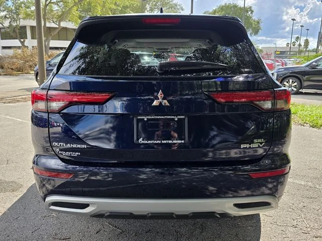New 2025 Blue Mitsubishi SEL S-AWC image 9