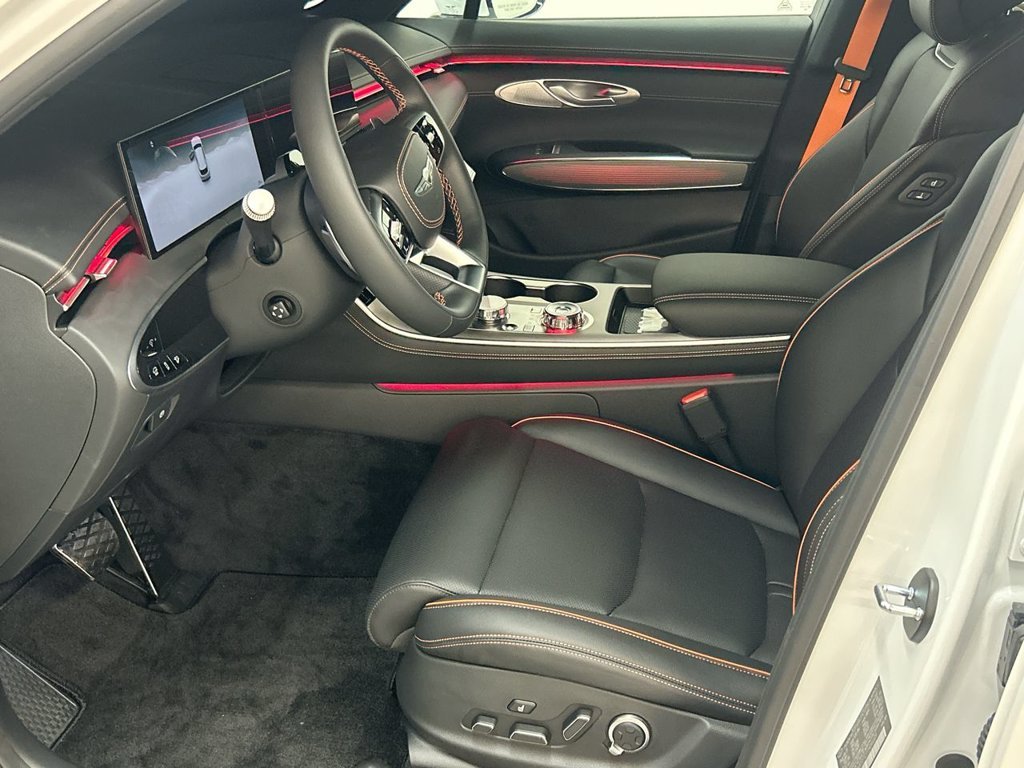 2026 GENESIS GV70 Sport Advanced - Photo 11