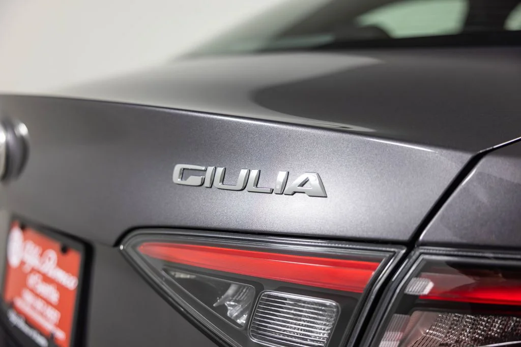 2026 Alfa Romeo Giulia Base - Photo 8