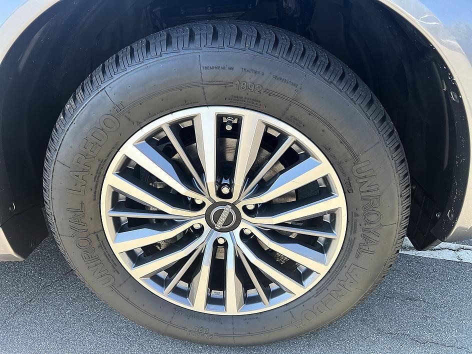 Certified Used 2023 Gun Metallic Nissan SL image 12