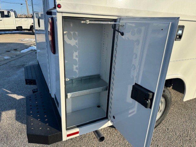 2024 Ford Transit Cutaway Base - Photo 28