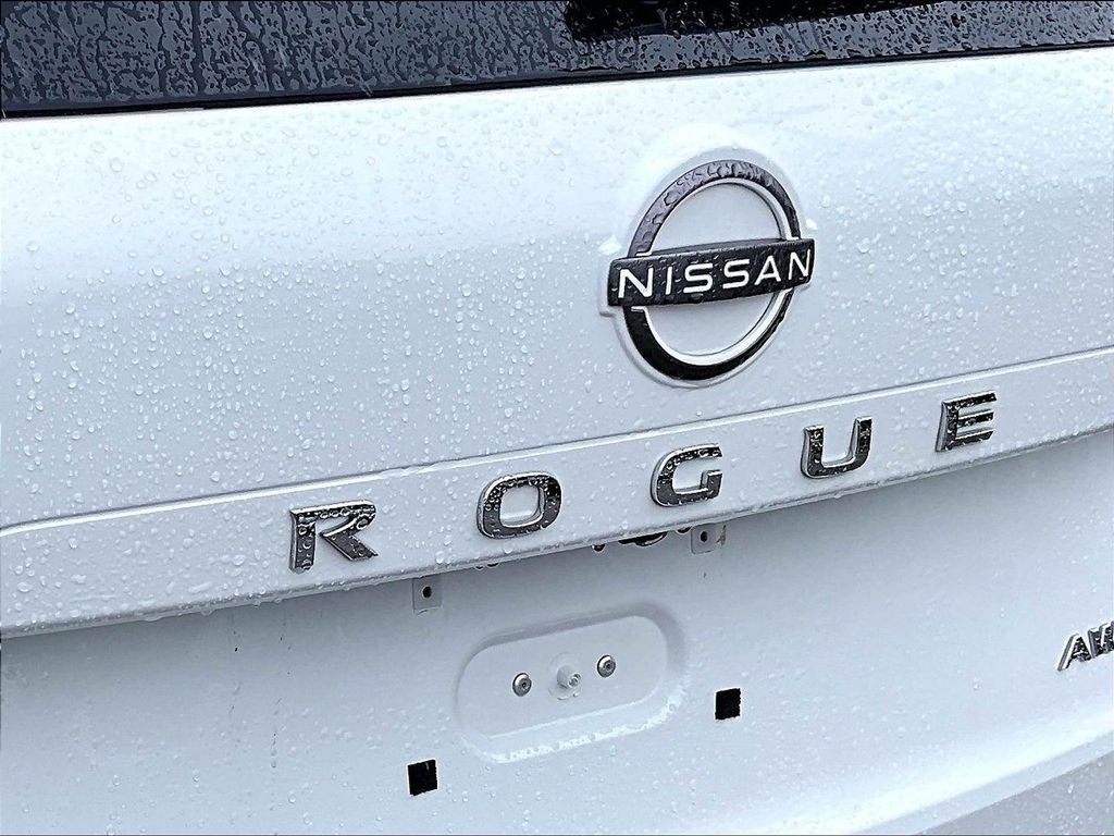 Certified Used 2023 White Nissan S image 27