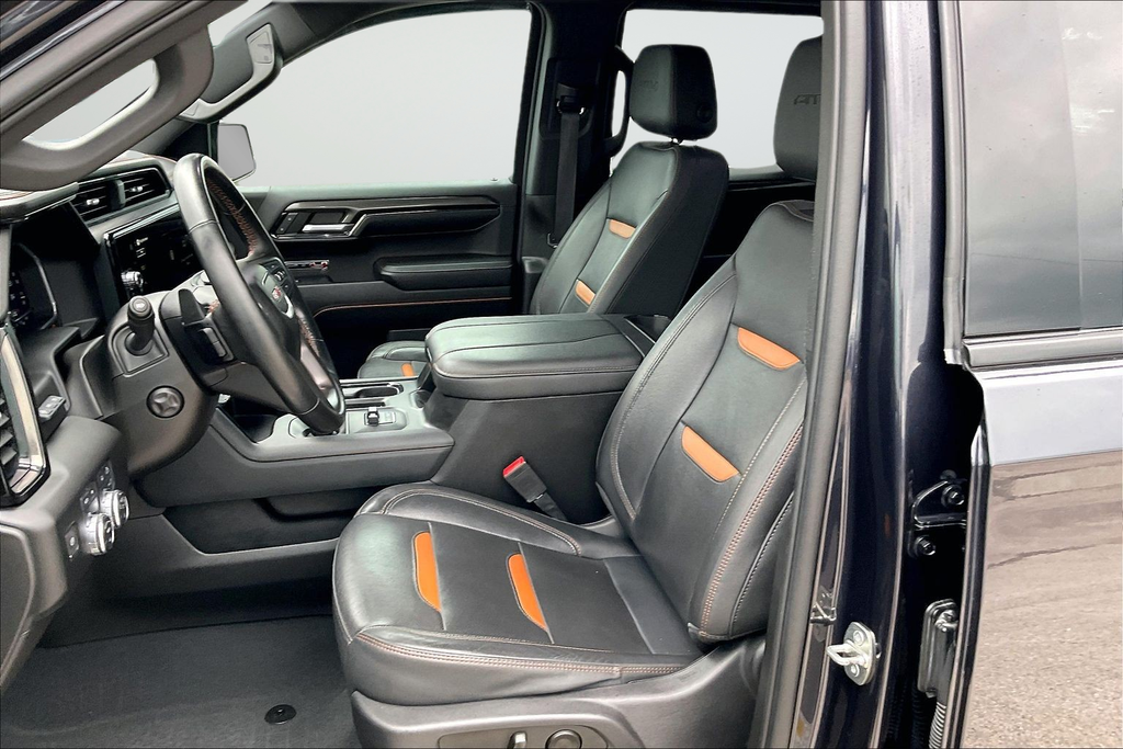 Used 2023 Titanium GMC AT4 image 14