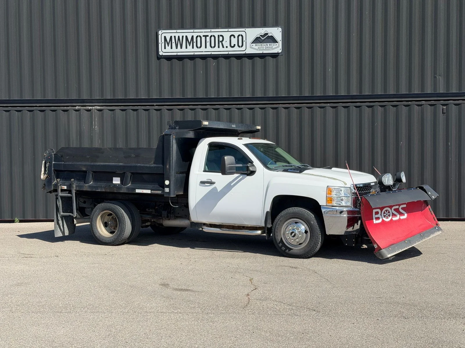 Used 2013 White Chevrolet Work Truck image 1