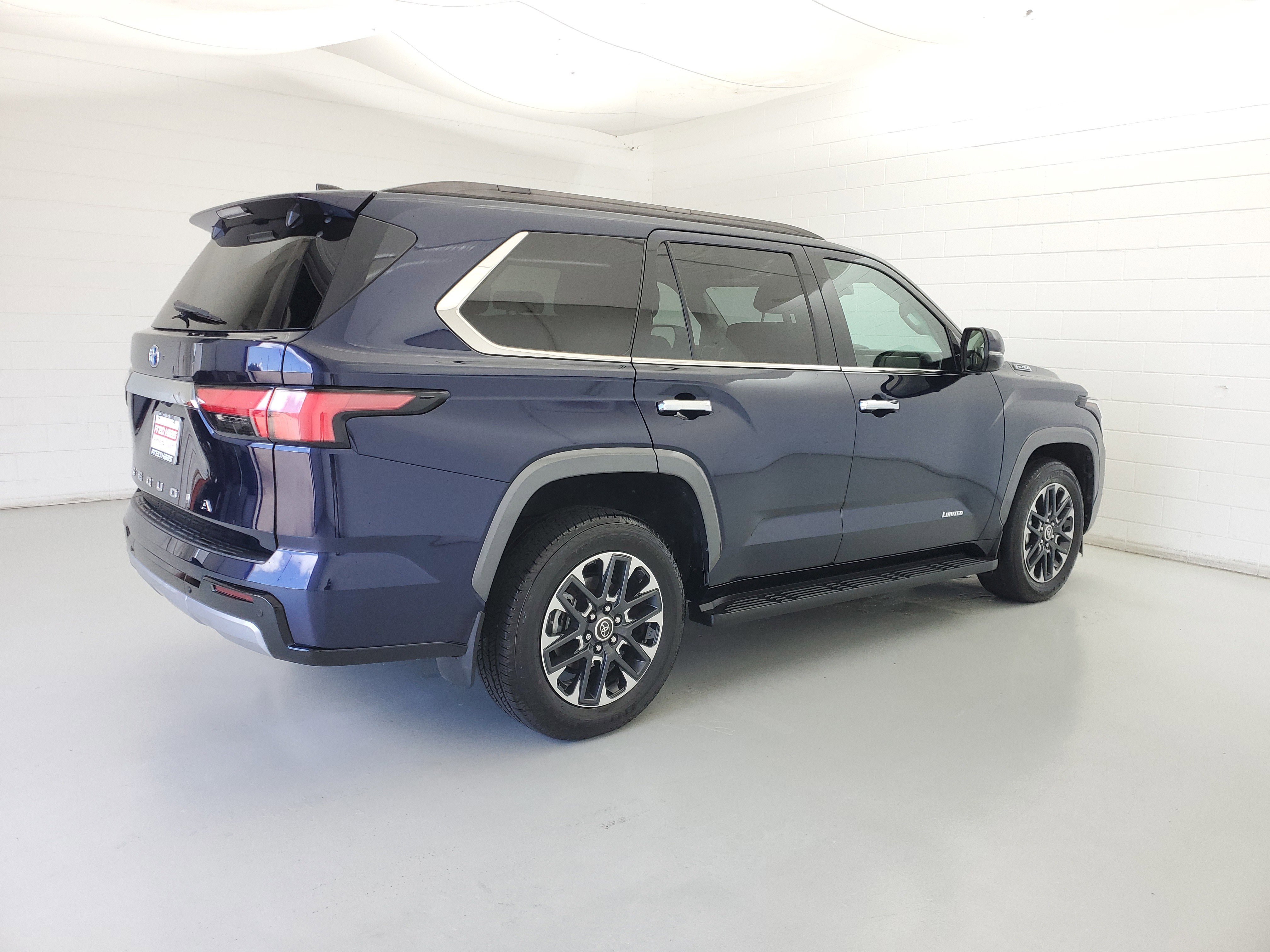 Used 2023 Blueprint Toyota Limited image 5