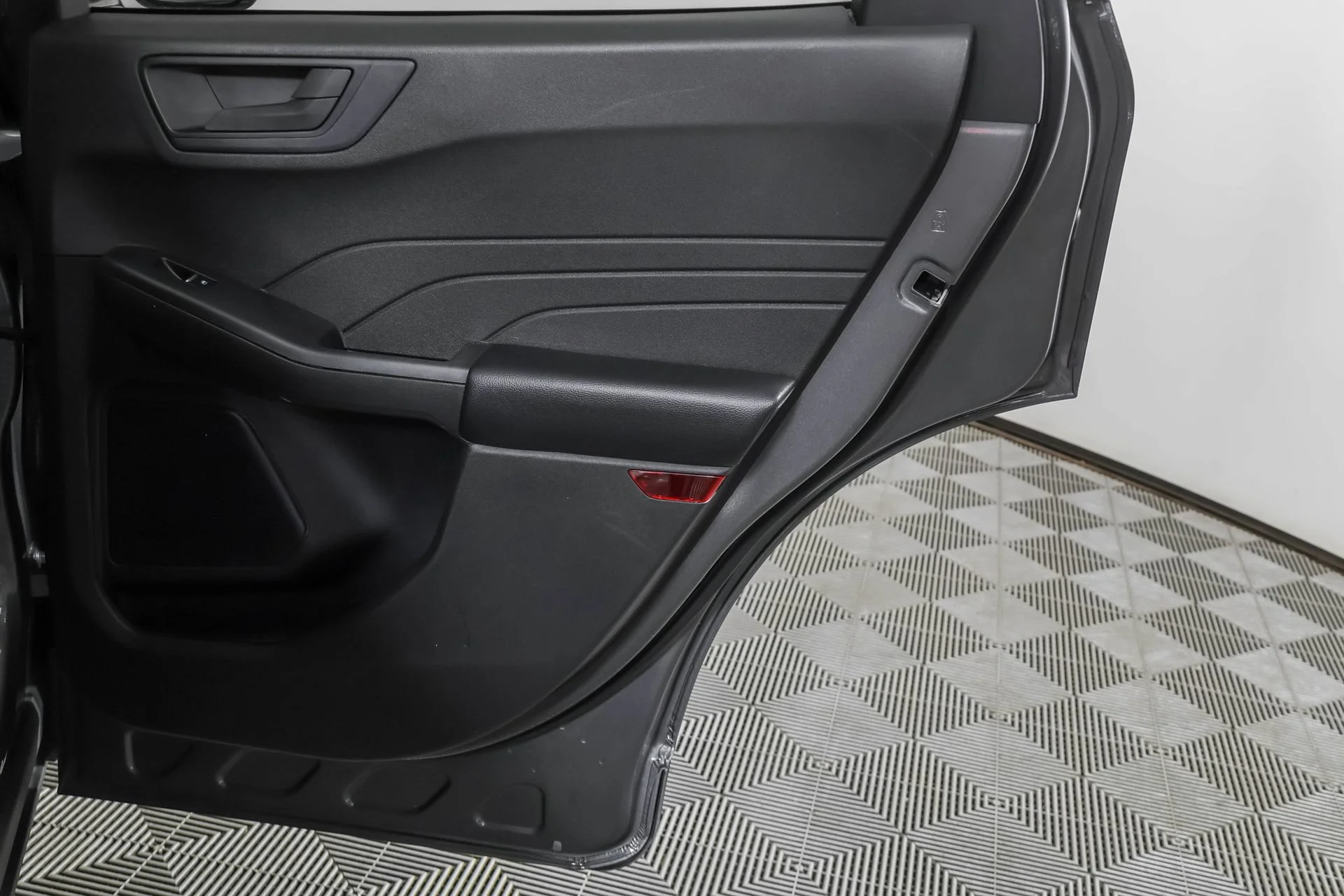 Used 2024 Gray Ford Active image 42