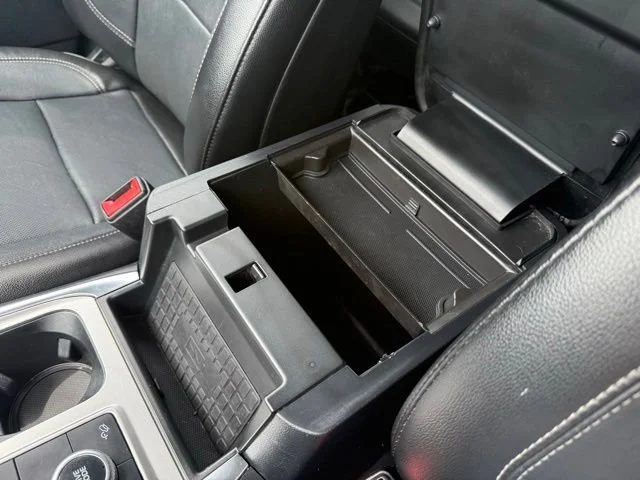 Used 2020 Black Ford Limited image 30